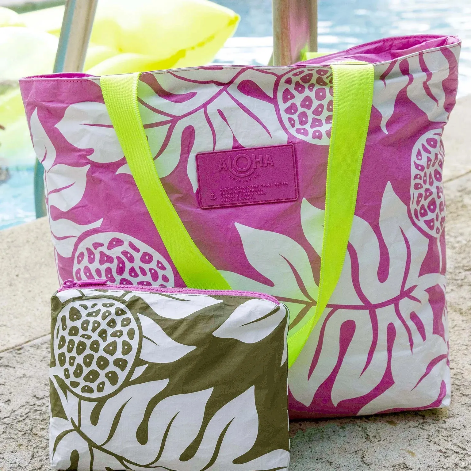 ALOHA Collection Holomua Day Tripper - White On Orchid