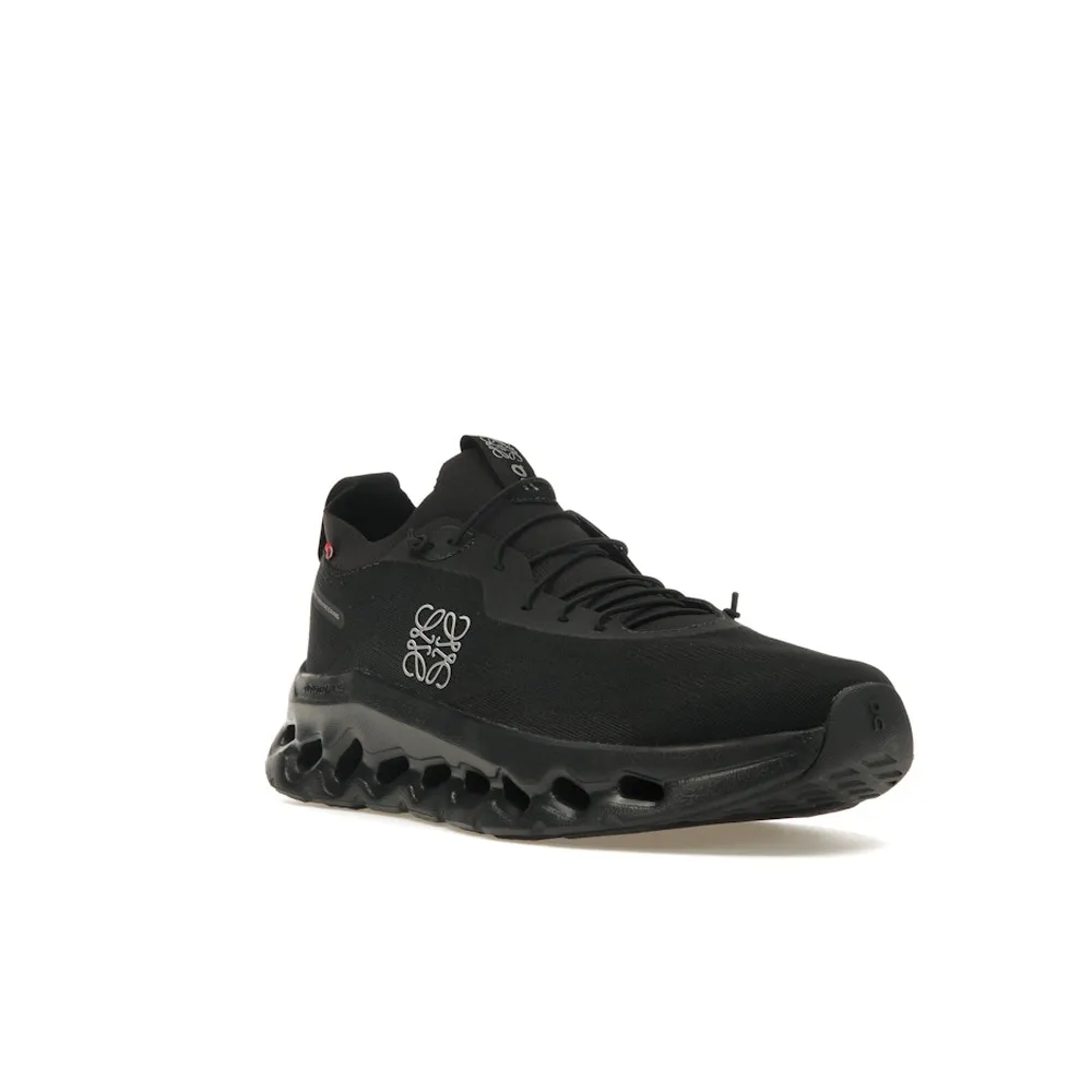 On Running Cloudtilt Loewe All Black