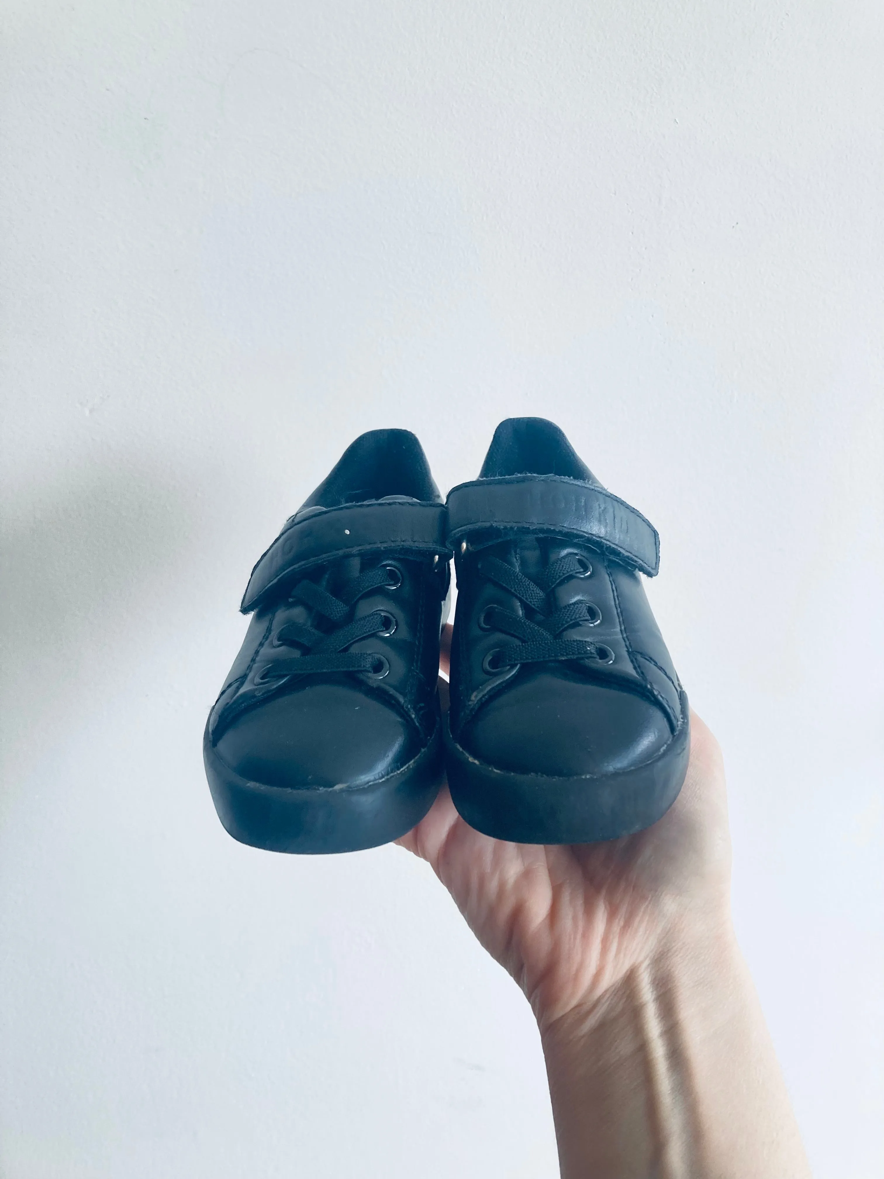 Vegan 'Leather' Sneakers // 7 Toddler